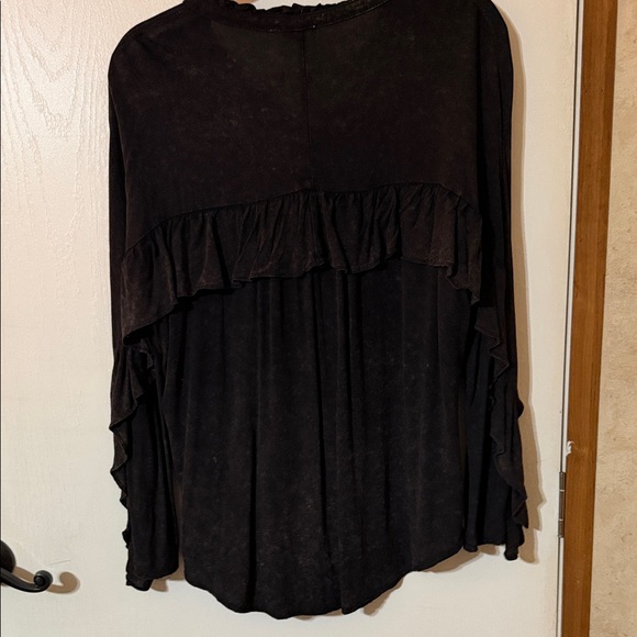 Black Ruffled Button-Up Top - Picture 8 of 11